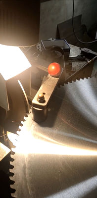 Hoog nauwkeurige CNC-functie Circulaire koudzaagmachine Houtbewerking