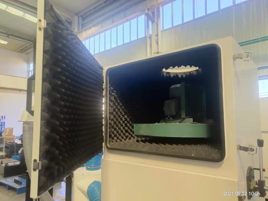 Hoogprecisie auto cirkelvormige koudzaagmachine Houtwerk met laadmachine