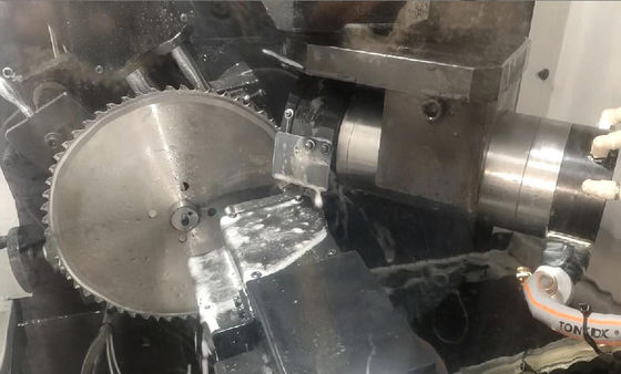 Hoogprecisie volgeautomatiseerde zaagscherpmachine Houtbewerkingsindustrie